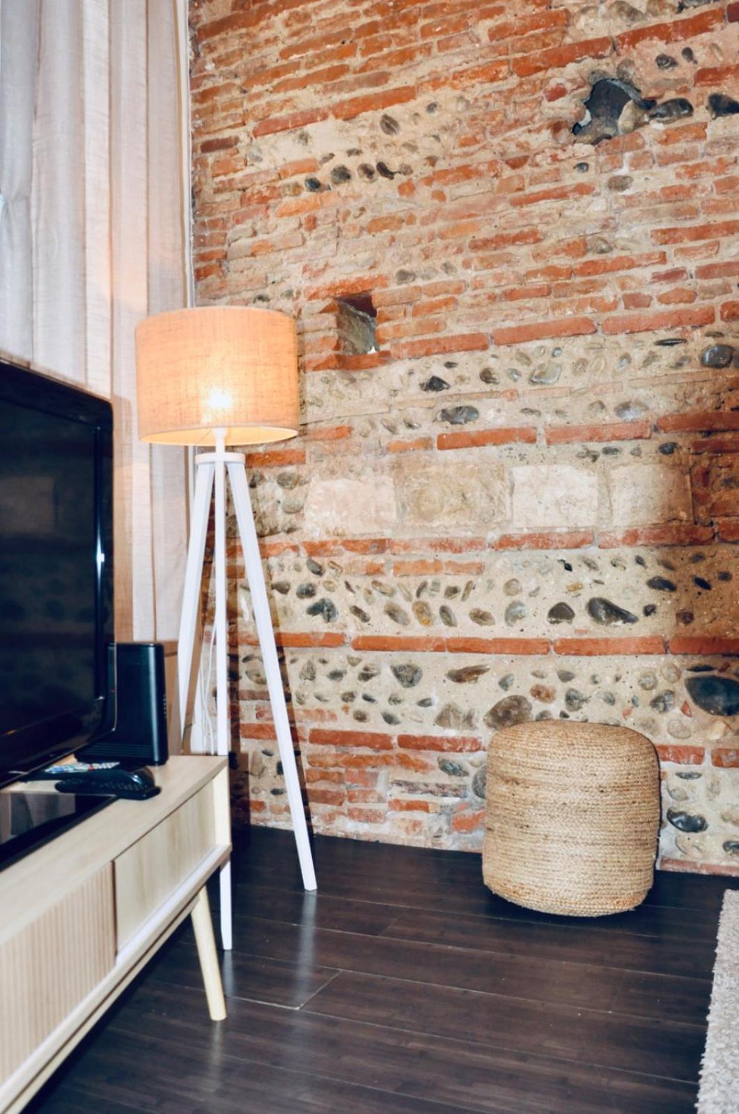 トゥールーズLe Charme D'Arnaud Hypercentre Wifi Accueil Gratuit H24アパートメント エクステリア 写真